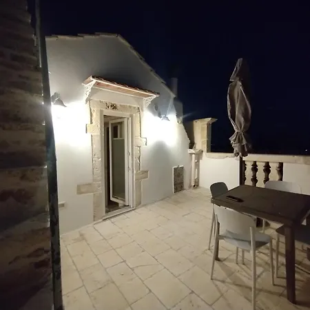 Appartement La Jolie A *